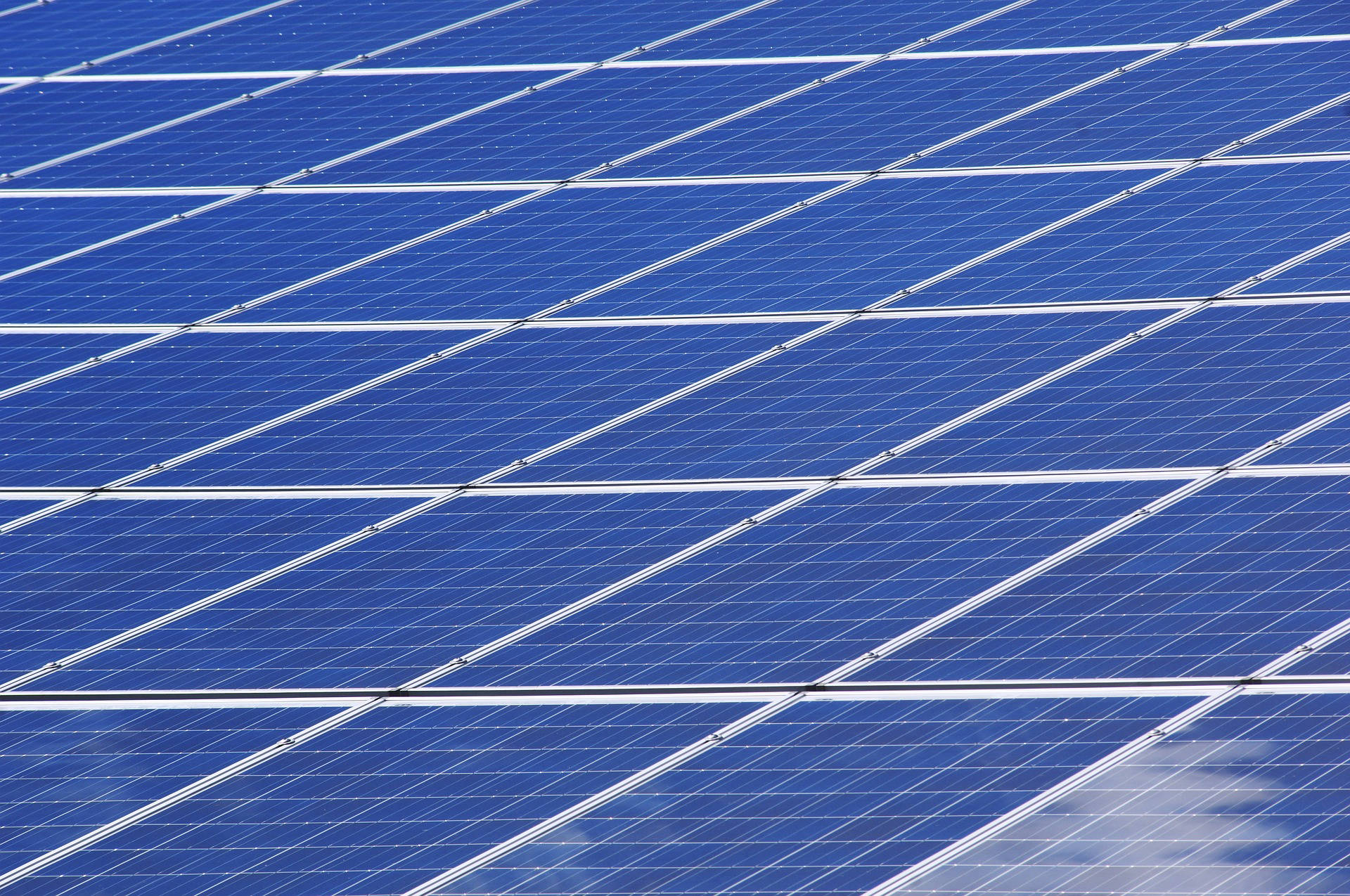 Rows of British homes with solar panels installed on their roofs